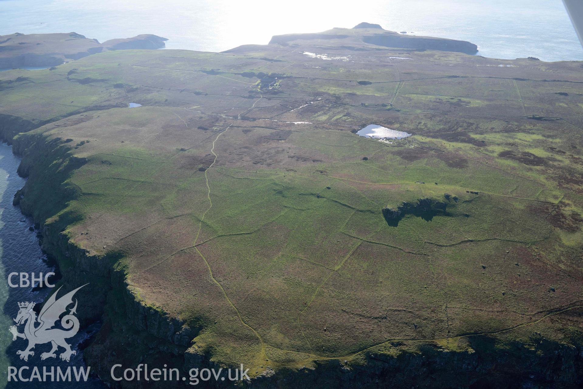 Aerial photo of Skomer cairns.  Aerial reconnaissance survey for the CHERISH Project. Crown Copyright: CHERISH PROJECT 2018. Produced with EU funds through the Ireland Wales Co-operation Programme 2014-2020. All material made freely available through the Open Government Licence.