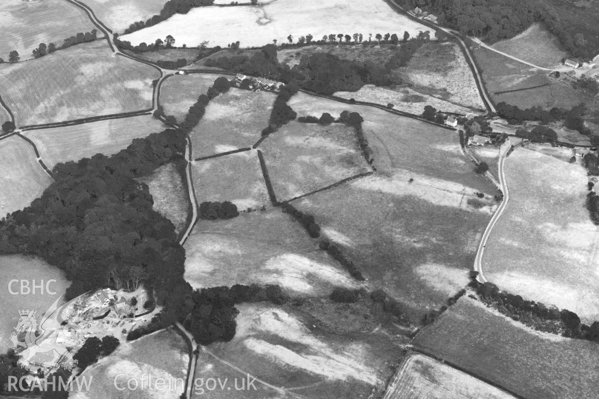 Aerial photograph: Pentre-bach; general survey of non-archaeological parchmarks in fields west of Pentre-bach. Crown: CHERISH PROJECT 2018. Produced with EU funds through the Ireland Wales Co-operation Programme 2014-2020 (NGR SN644900)