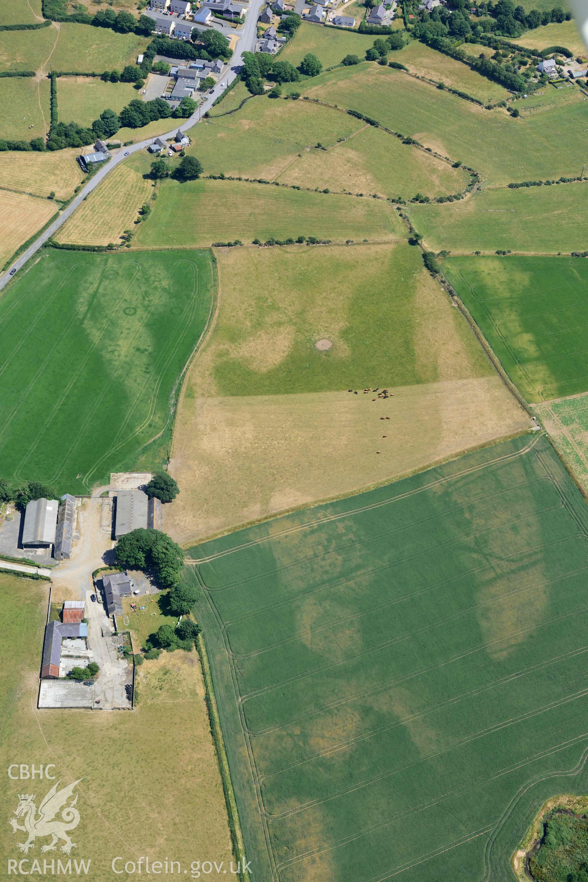 Aerial photograph: Bod-Nithoedd cropmark barrows. Crown: CHERISH PROJECT 2018. Produced with EU funds through the Ireland Wales Co-operation Programme 2014-2020 (NGR SH255312)
