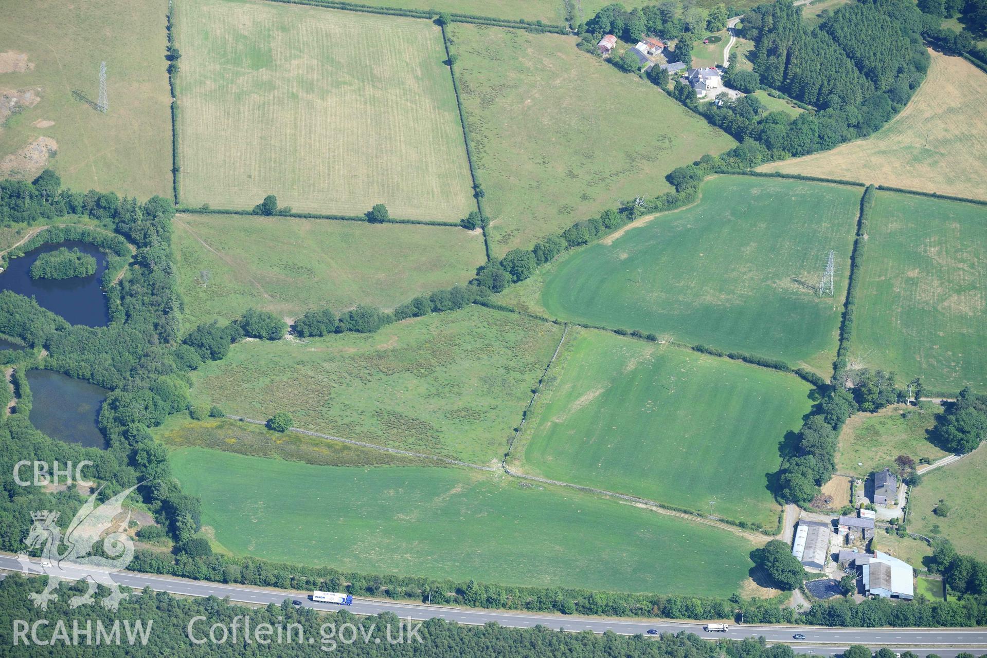 Aerial photograph: Section of Roman road passing through Glasynfryn Farm, Glasinfryn. Crown: CHERISH PROJECT 2018. Produced with EU funds through the Ireland Wales Co-operation Programme 2014-2020 (NGR: SH582692)