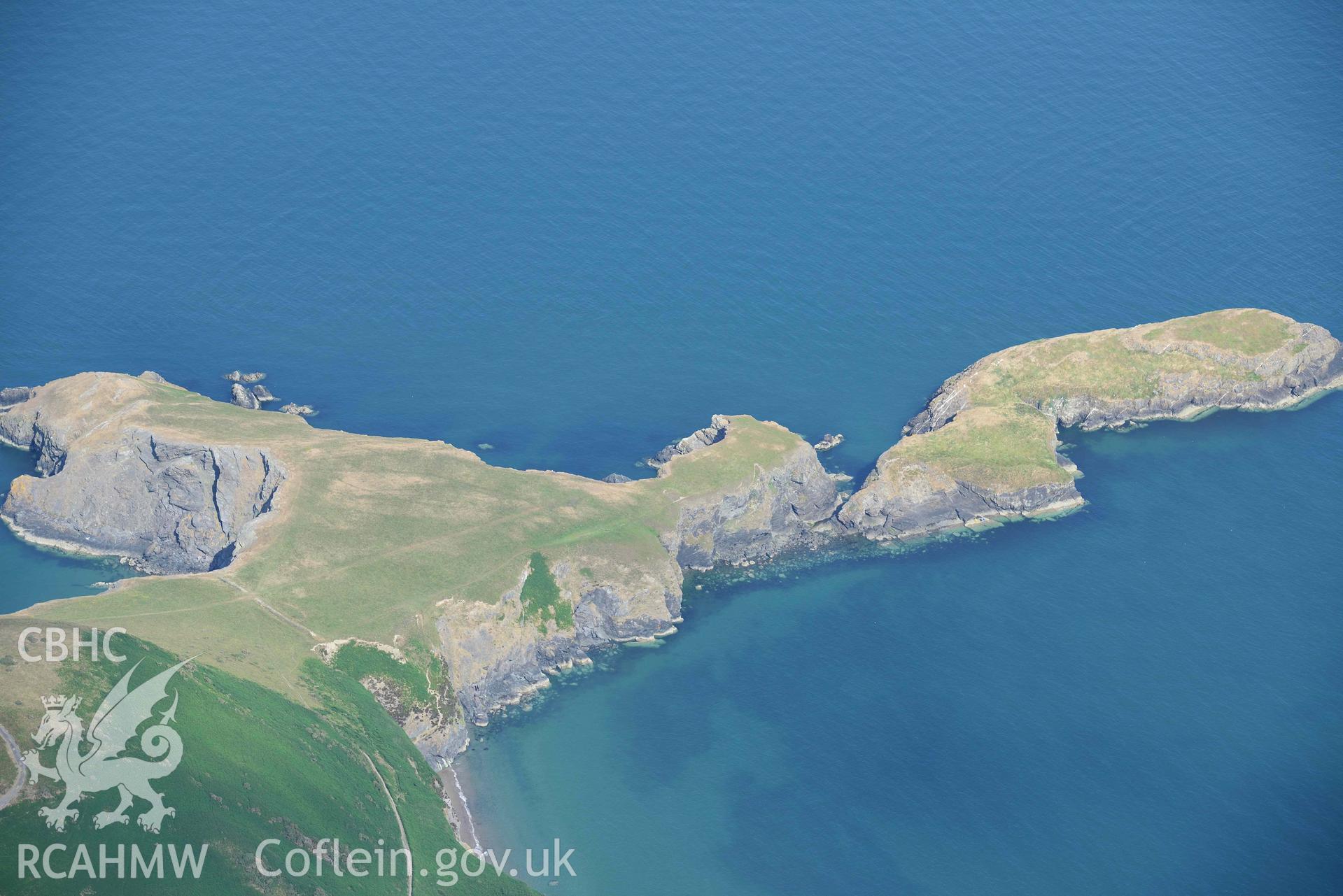 Aerial photograph: Ynys lochtyn defended enclosure, from east. Crown: CHERISH PROJECT 2018. Produced with EU funds through the Ireland Wales Co-operation Programme 2014-2020 (NGR: SN314553)