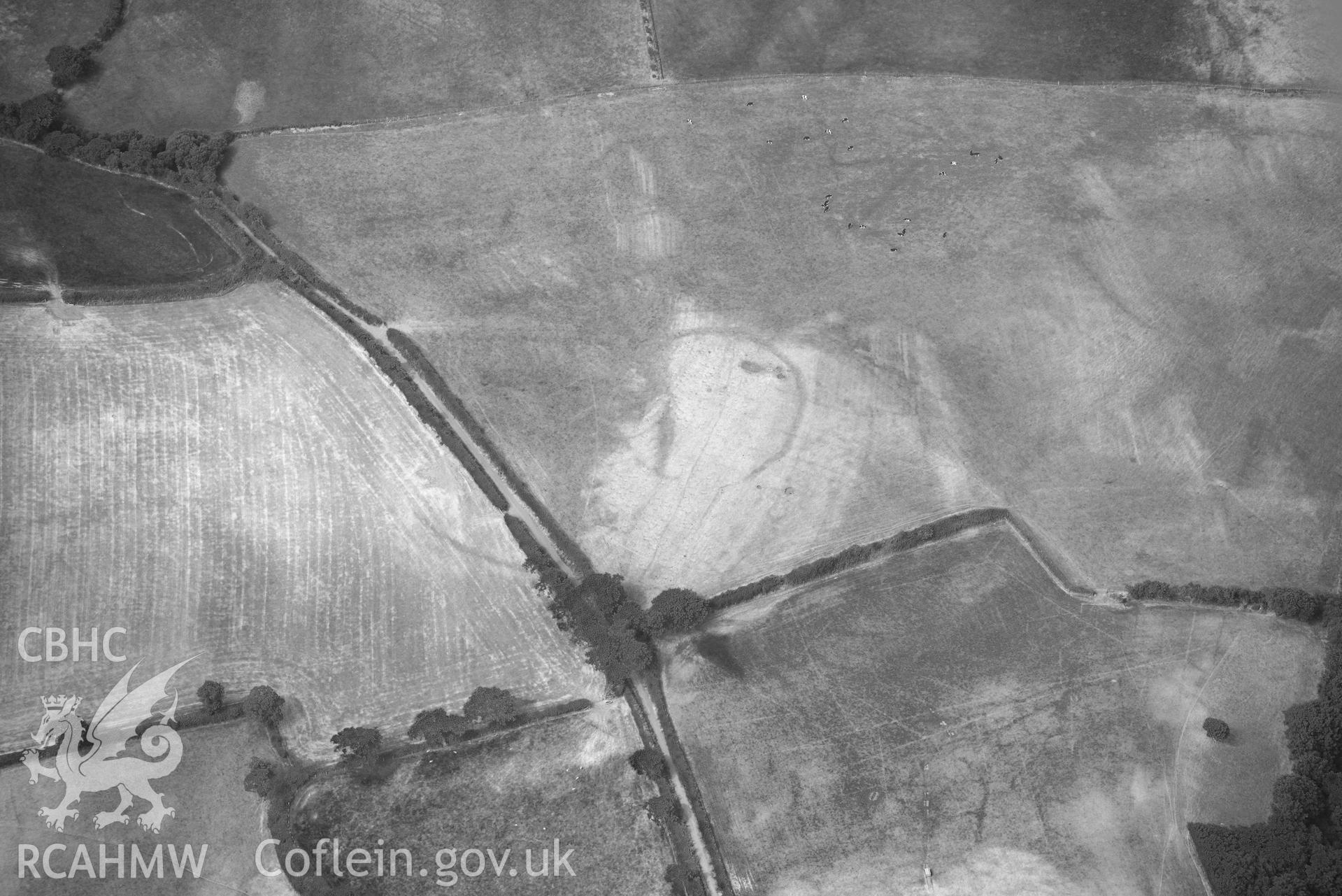 Aerial photograph: Pant-teg defended enclosure cropmarks. Crown: CHERISH PROJECT 2018. Produced with EU funds through the Ireland Wales Co-operation Programme 2014-2020 (NGR: SN453622)