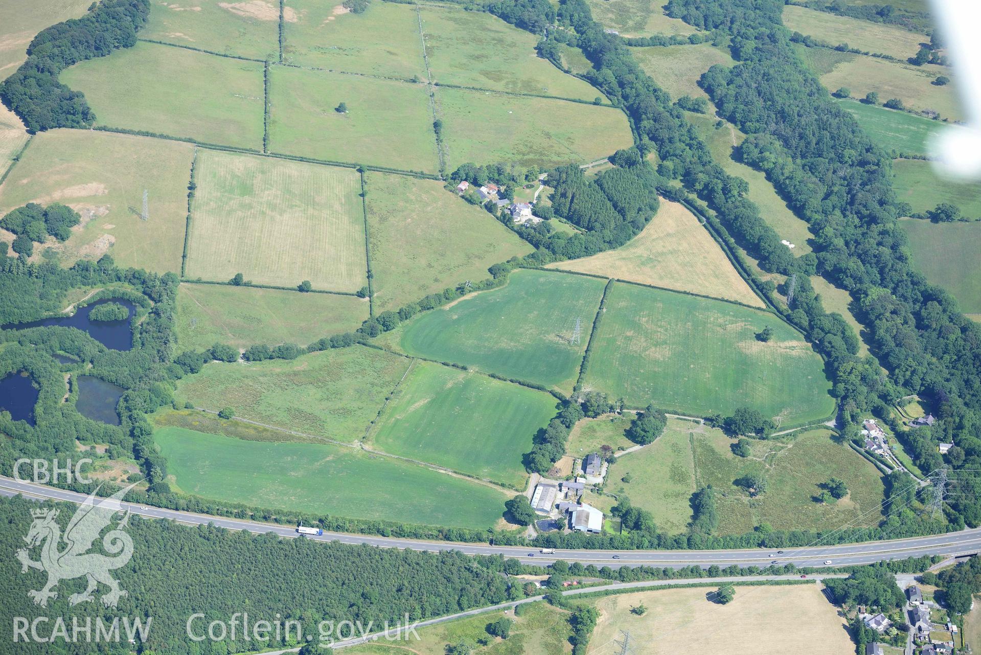 Aerial photograph: Section of Roman road passing through Glasynfryn Farm, Glasinfryn. Crown: CHERISH PROJECT 2018. Produced with EU funds through the Ireland Wales Co-operation Programme 2014-2020 (NGR: SH582692)