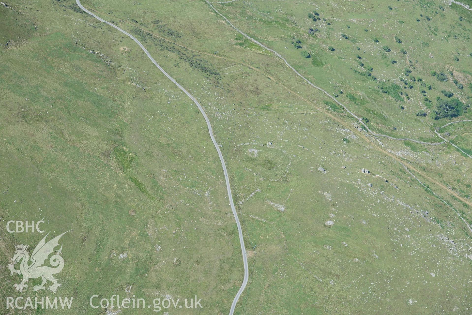 Aerial photograph: Bryn Seward, settlement, view from east. Crown: CHERISH PROJECT 2018. Produced with EU funds through the Ireland Wales Co-operation Programme 2014-2020 (NGR: SH622117)