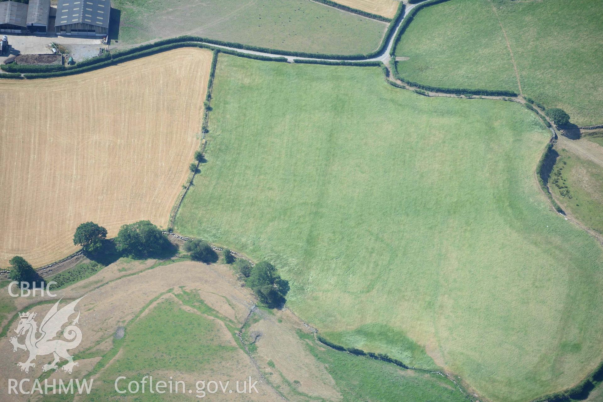 Aerial photograph: Dyffryn Dysynni, Tyn y Bryn cropmark enclosure. Crown: CHERISH PROJECT 2018. Produced with EU funds through the Ireland Wales Co-operation Programme 2014-2020 (NGR: SH657081)