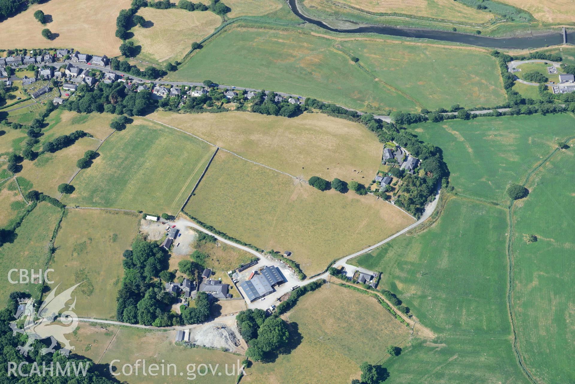 Aerial photograph: Cae Nest Hall, non-archaeological parchmarks. Crown: CHERISH PROJECT 2018. Produced with EU funds through the Ireland Wales Co-operation Programme 2014-2020 (NGR: SH585272)