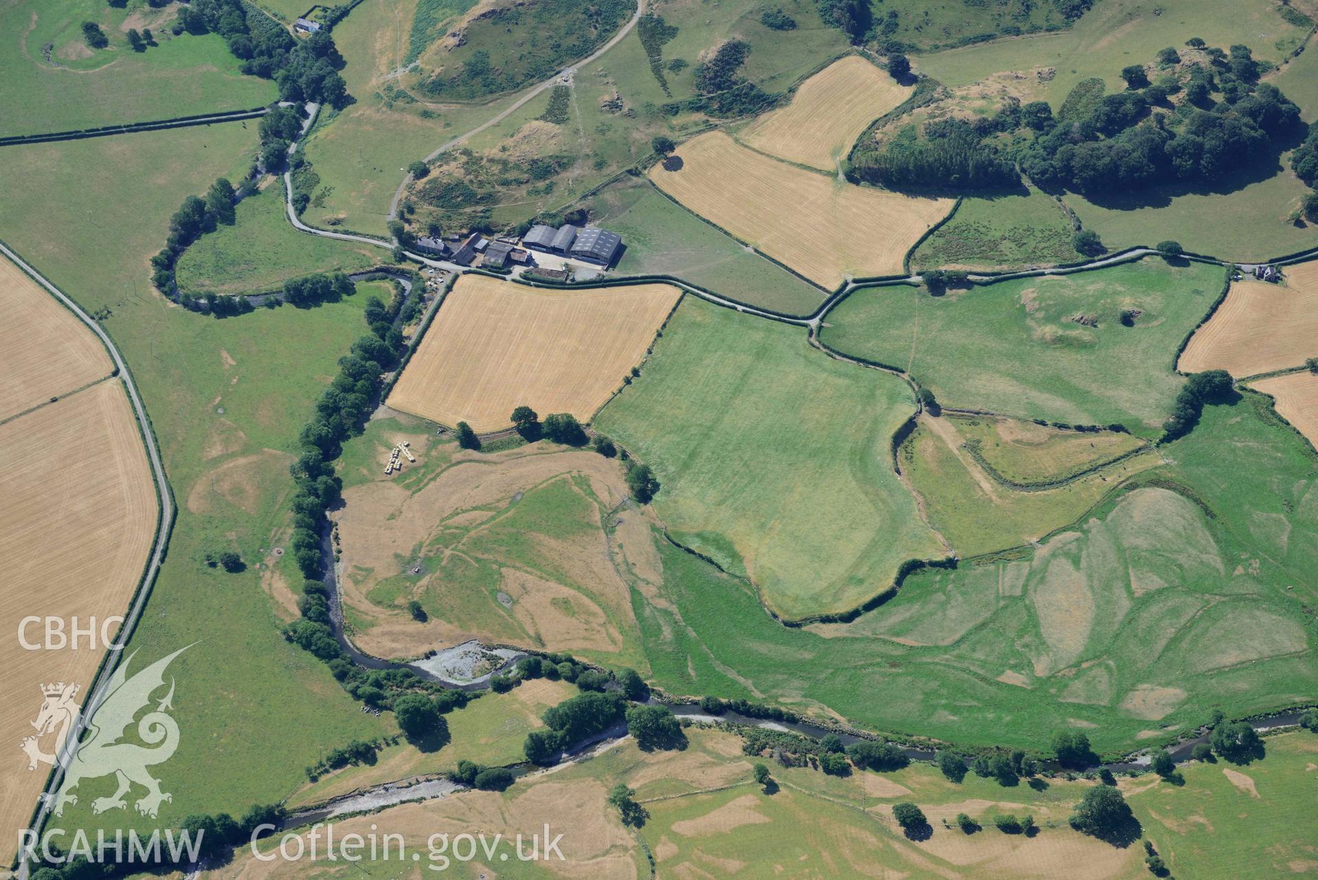 Aerial photograph: Dyffryn Dysynni, Tyn y Bryn cropmark enclosure. Crown: CHERISH PROJECT 2018. Produced with EU funds through the Ireland Wales Co-operation Programme 2014-2020 (NGR: SH657081)