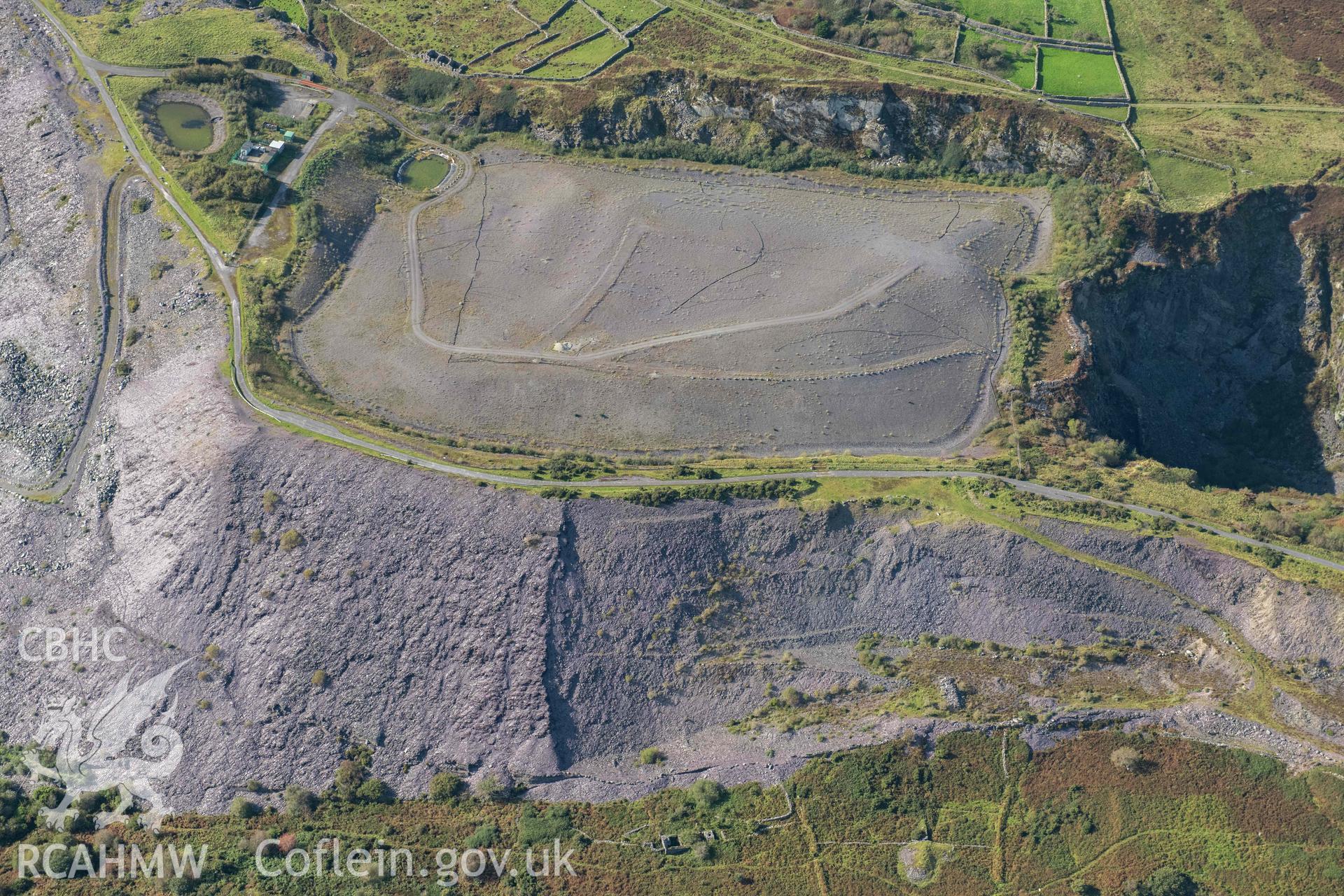 Cilgwyn Slate Quarry, from south