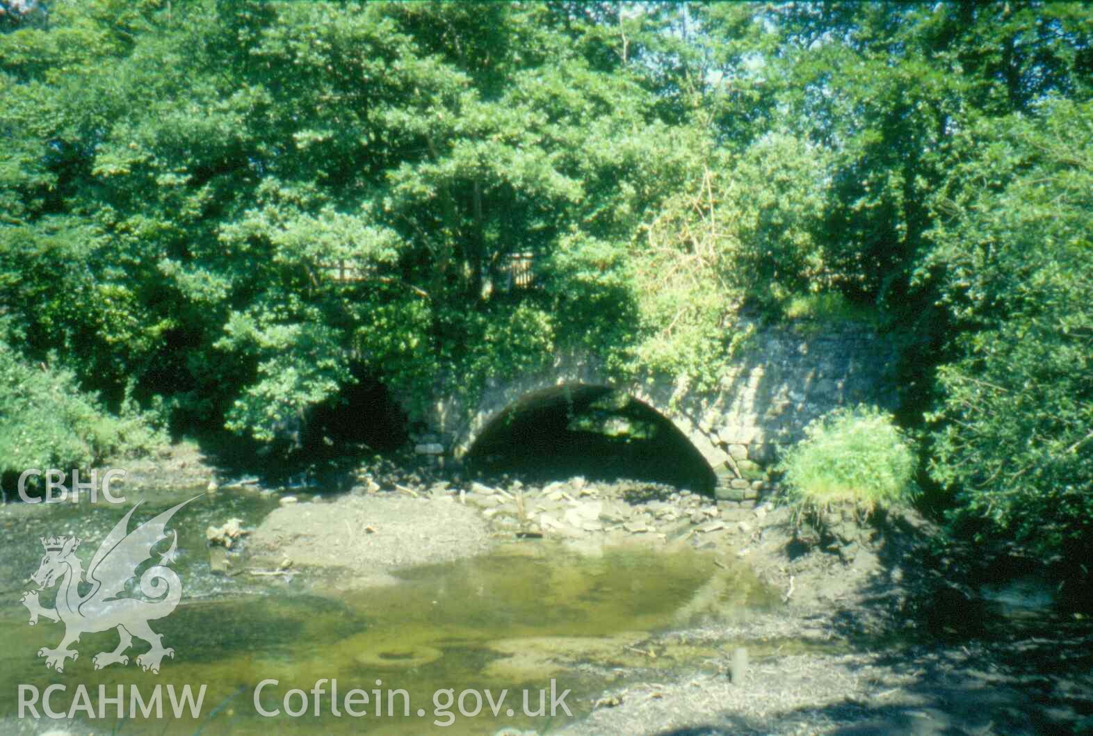Afon Cegin Viaduct, Llandegai & Penrhyn Railway side view (Slide ID: SRHNPRN401047S48)