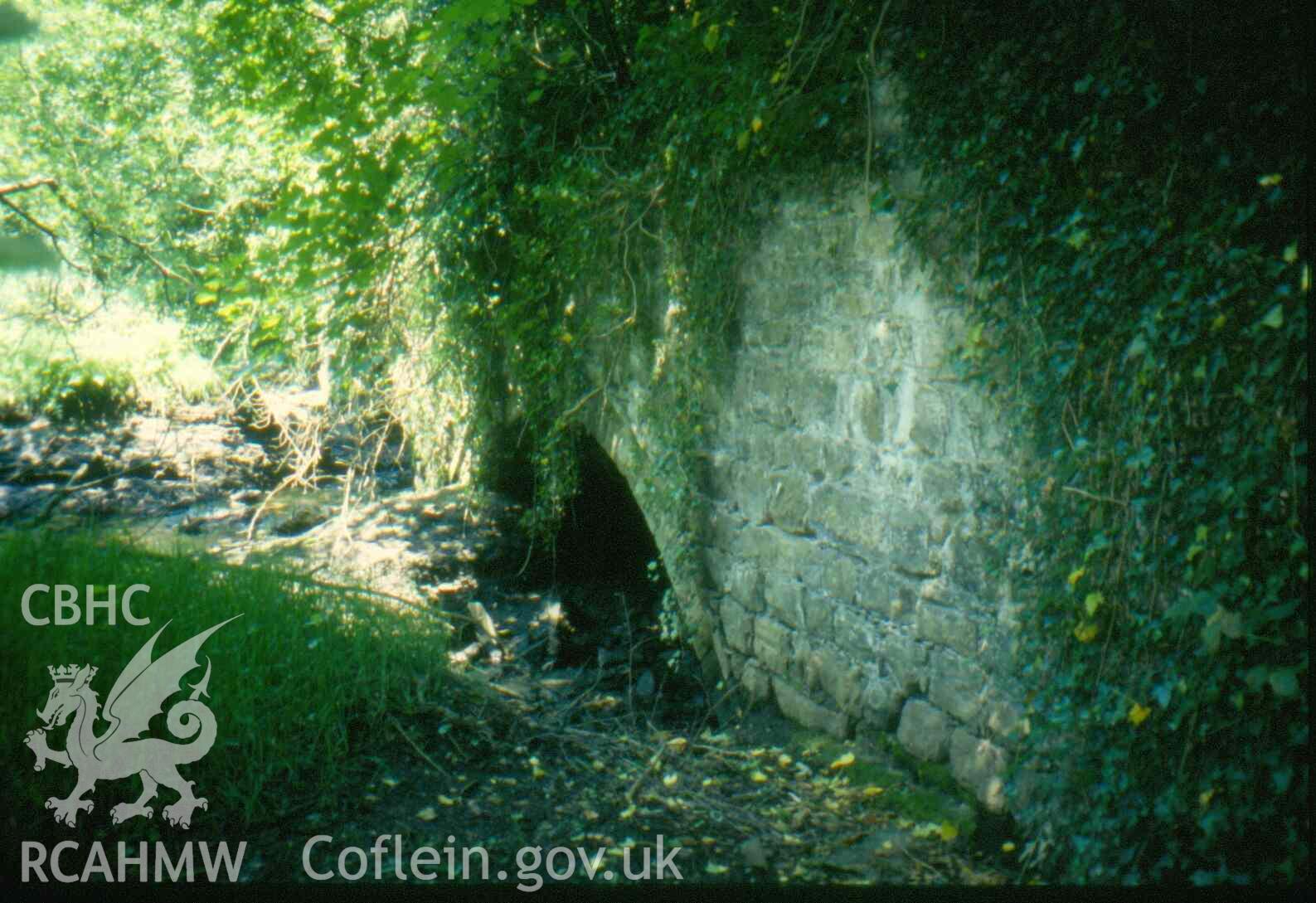 Afon Cegin Viaduct, Llandegai & Penrhyn Railway side view (Slide ID: SRHNPRN401047S49)