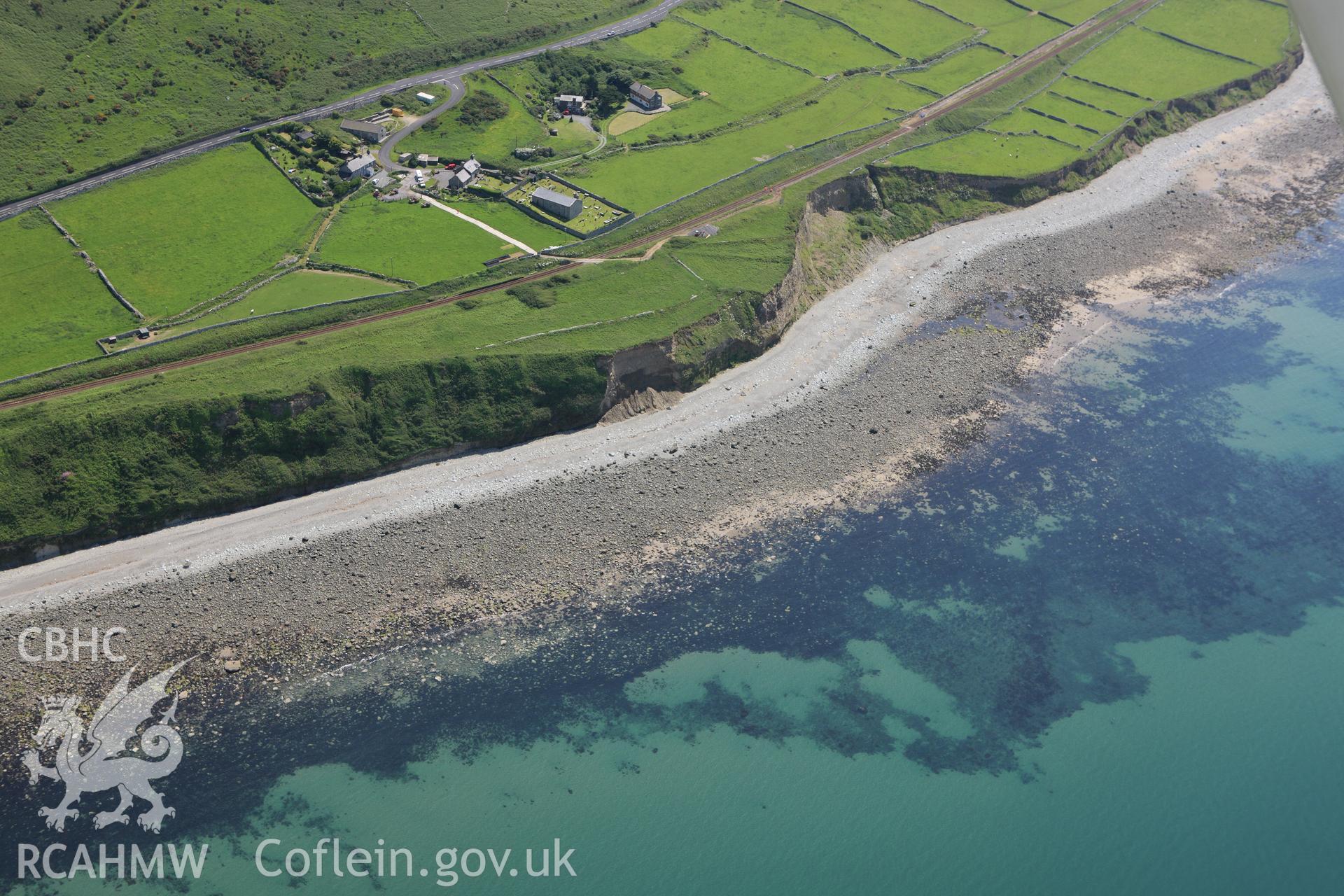 RCAHMW colour oblique aerial photograph of Llangelynin Fish Trap. Taken on 02 June 2009 by Toby Driver