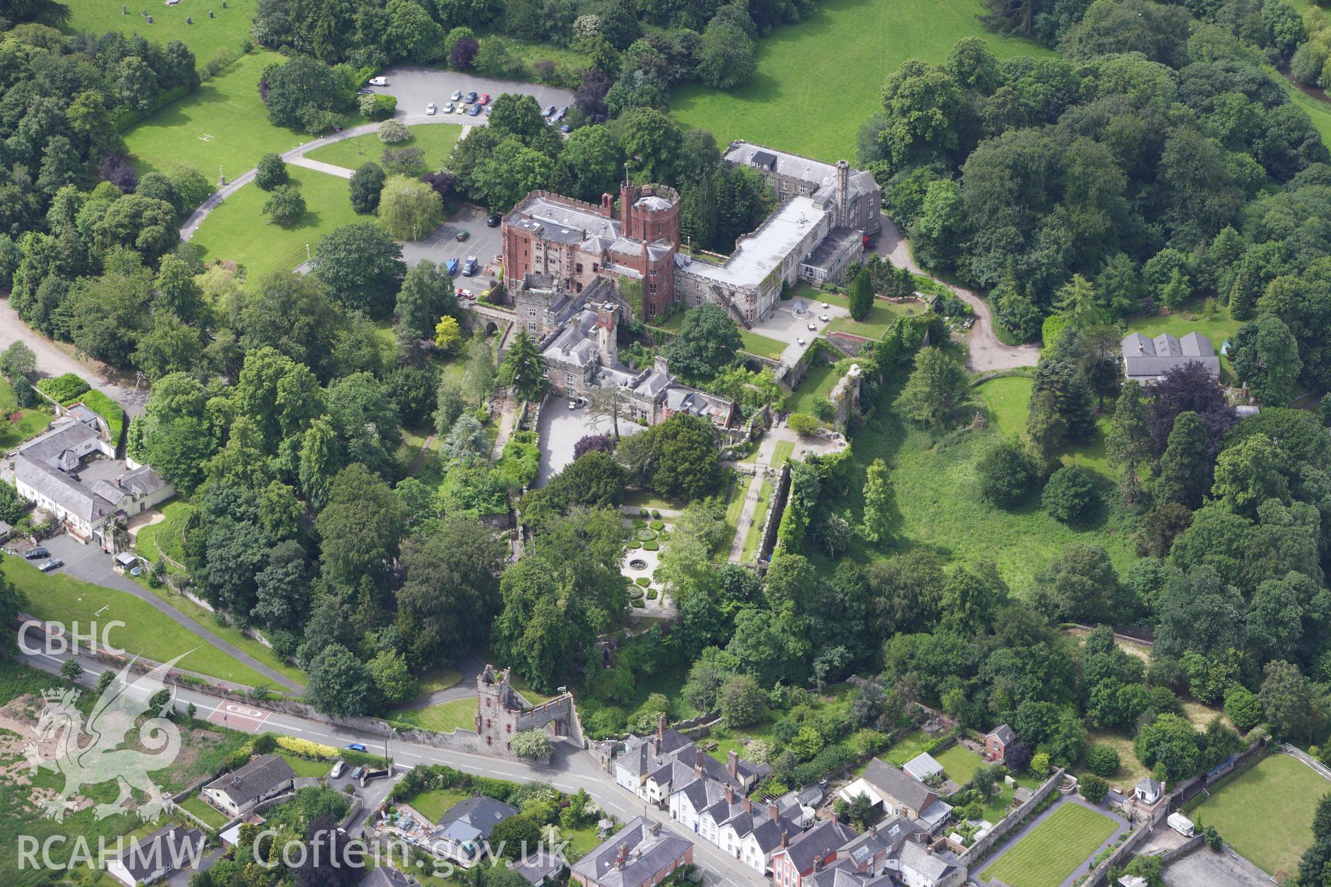 RCAHMW colour oblique photograph of Ruthin Castle. Taken by Toby Driver on 19/06/2009.