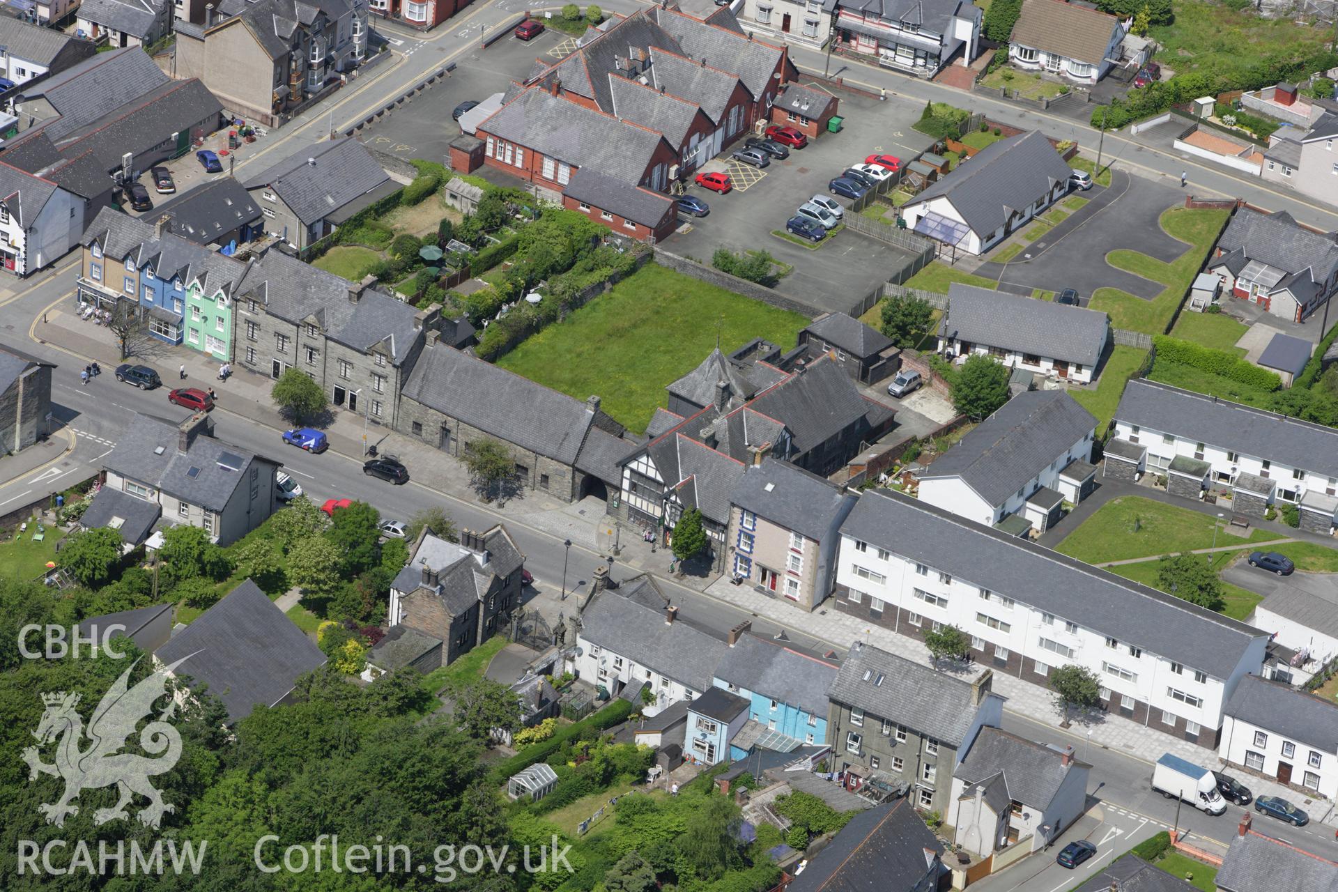 RCAHMW colour oblique aerial photograph of Parliament House, Maengwyn Street, Machynlleth Taken on 02 June 2009 by Toby Driver