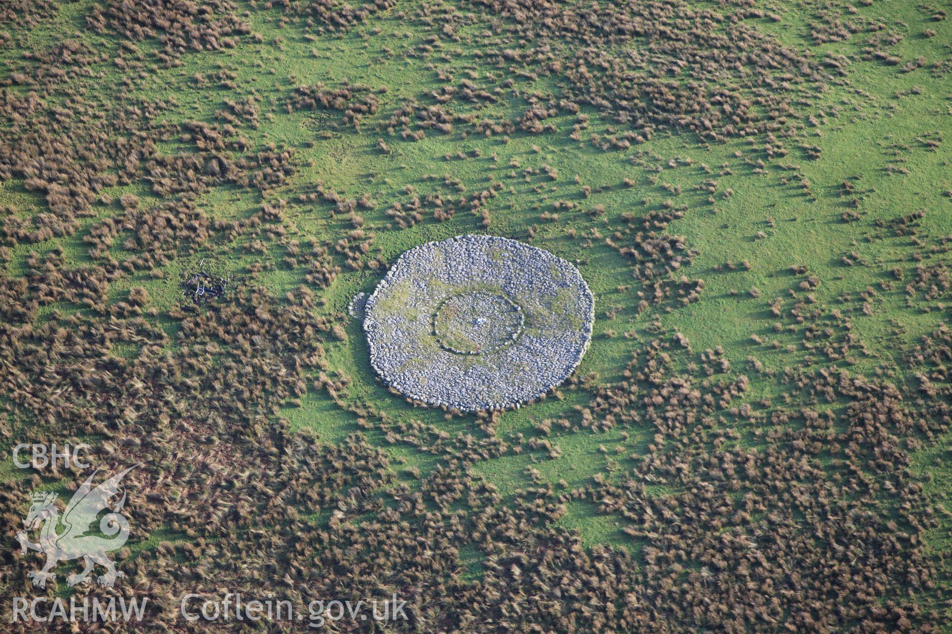 RCAHMW colour oblique aerial photograph of Platform Cairn (Brenig 51). Taken on 10 December 2009 by Toby Driver