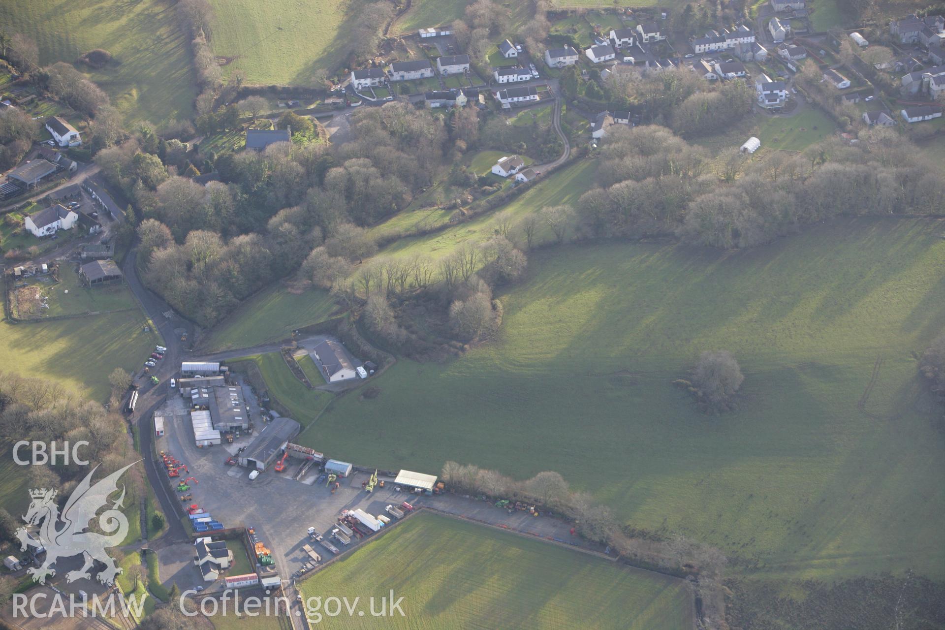 RCAHMW colour oblique photograph of Castell Cynon, Lampeter Velfrey. Taken by Toby Driver on 11/02/2009.