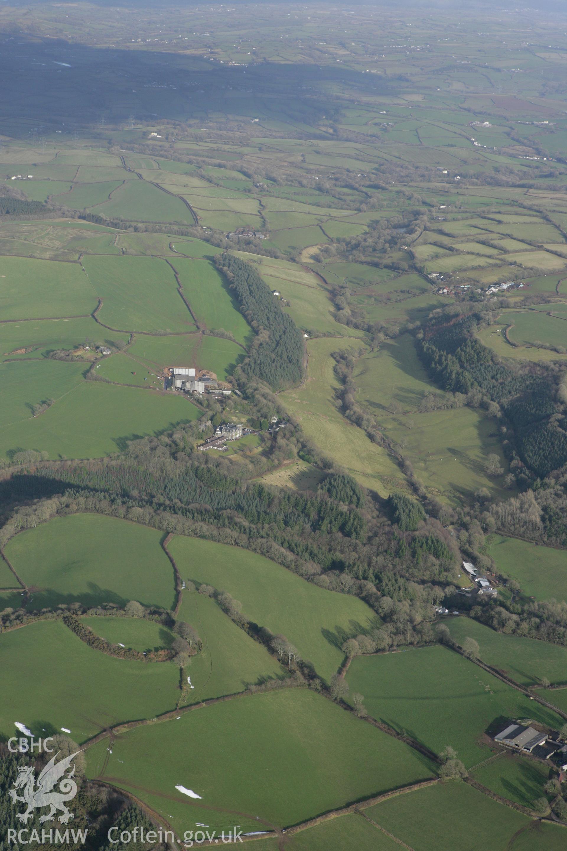 RCAHMW colour oblique photograph of Castell Cogan. Taken by Toby Driver on 11/02/2009.