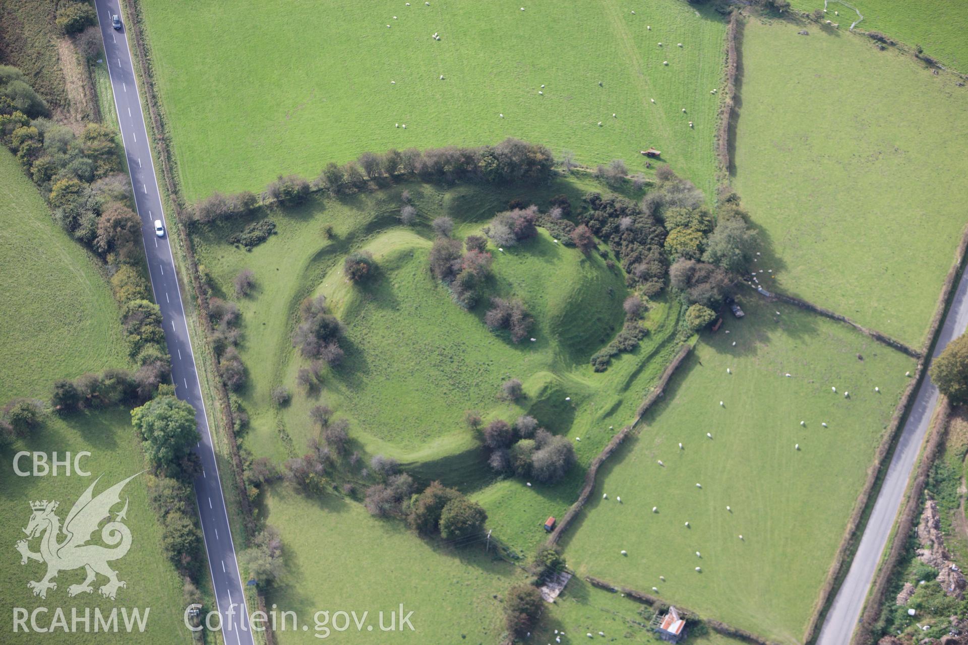 RCAHMW colour oblique aerial photograph of Tomen-y-Rhodwydd. Taken on 13 October 2009 by Toby Driver