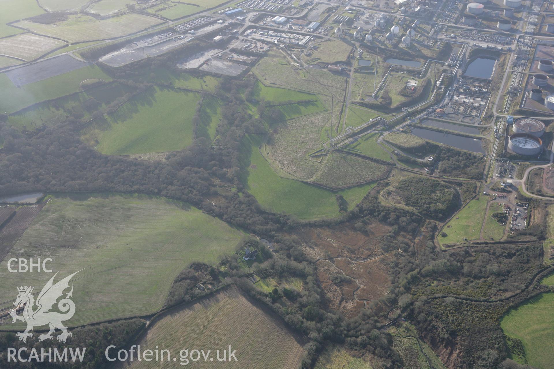 RCAHMW colour oblique photograph of Henllan; Upper Hentland. Taken by Toby Driver on 11/02/2009.