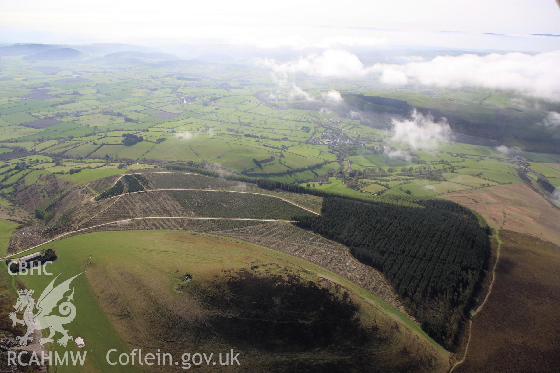 RCAHMW colour oblique aerial photograph of Whimble, Barrow and Cairn. Taken on 21 April 2009 by Toby Driver