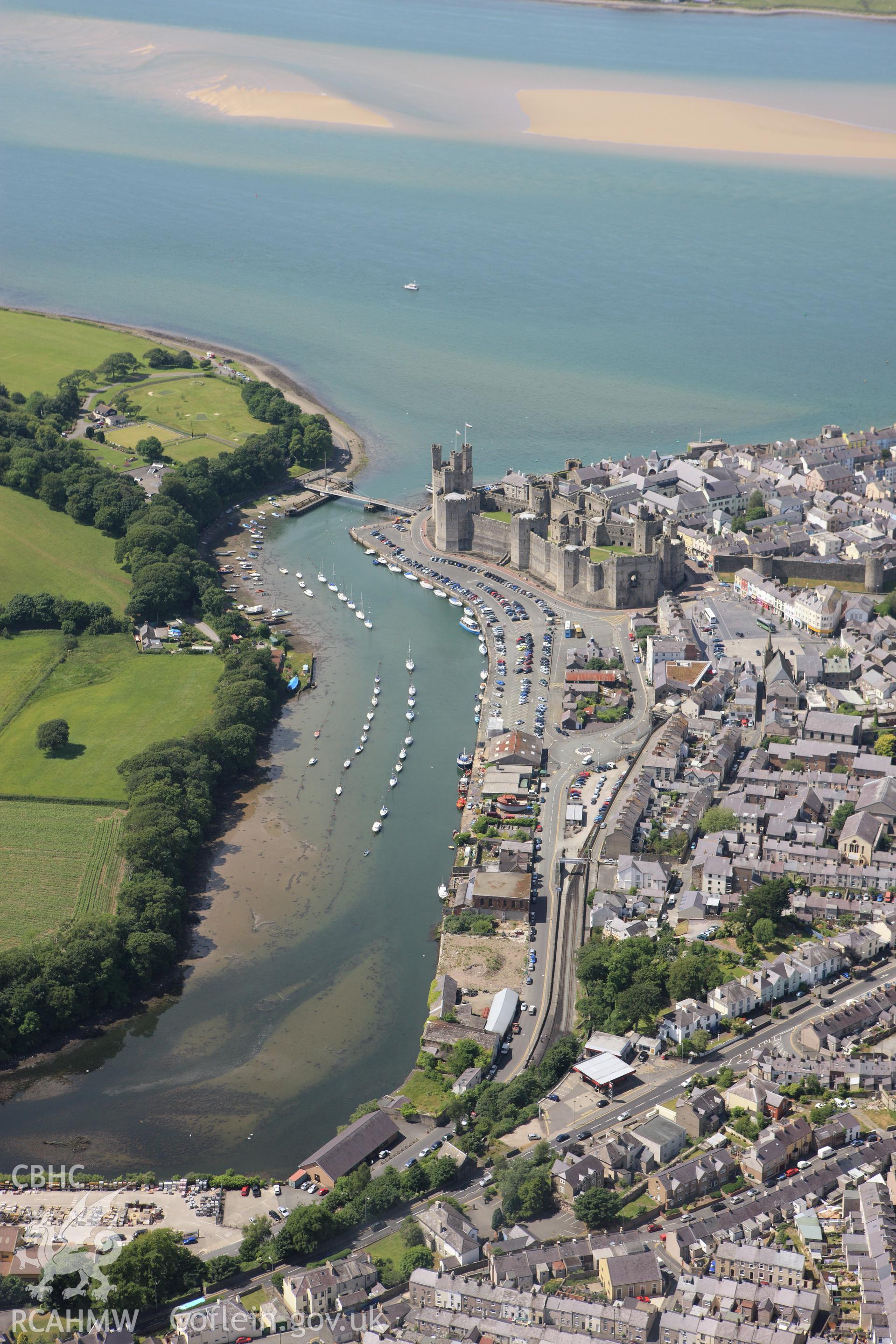 RCAHMW colour oblique aerial photograph of Caernarfon. Taken on 16 June 2009 by Toby Driver