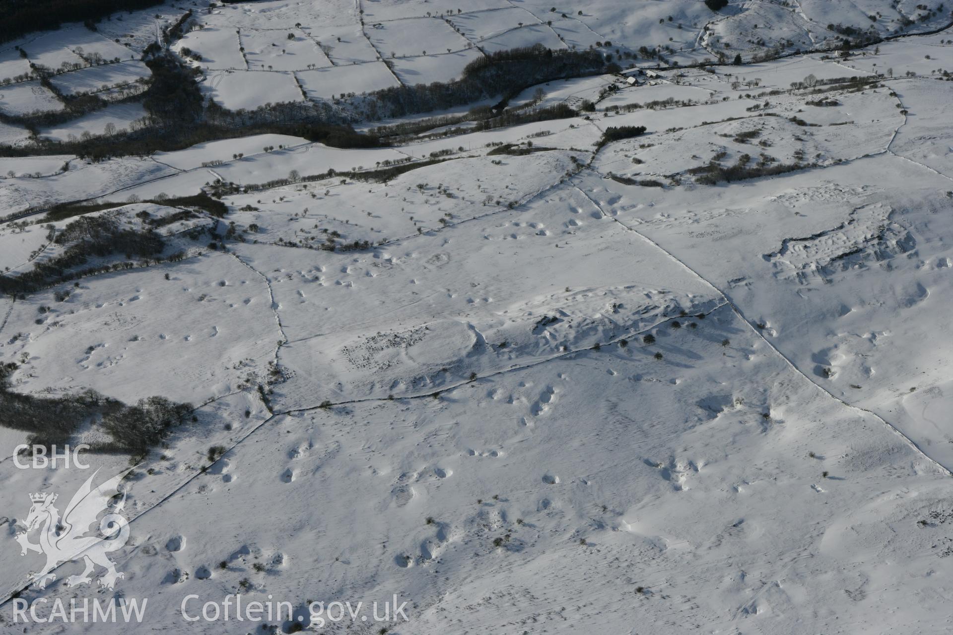 RCAHMW colour oblique photograph of Gelli-Nedd hillfort. Taken by Toby Driver on 06/02/2009.