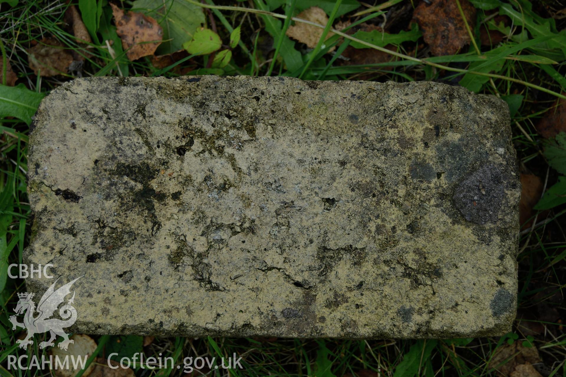 Unidentified pre 1850 frogless yellow brick